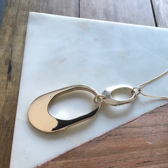 Kevia Jewelry - 🌺 Host Pick ! 🌺 Kevia Modern Gold Necklace - Long chain